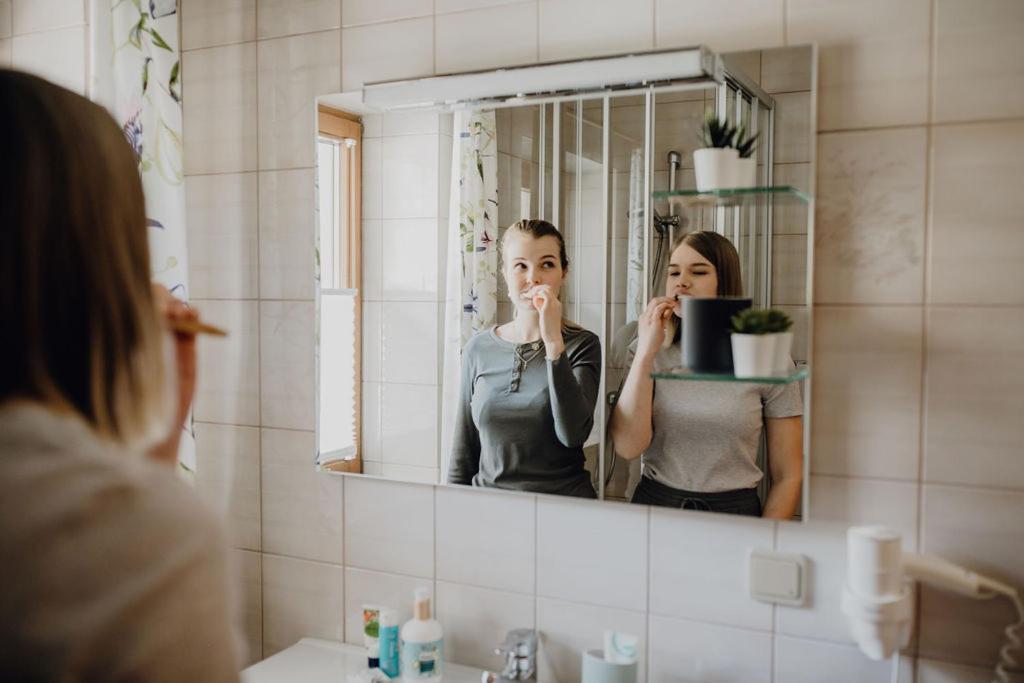 Dorfcafe Unken Hotelpension Swirtshaus Im Dorf エクステリア 写真