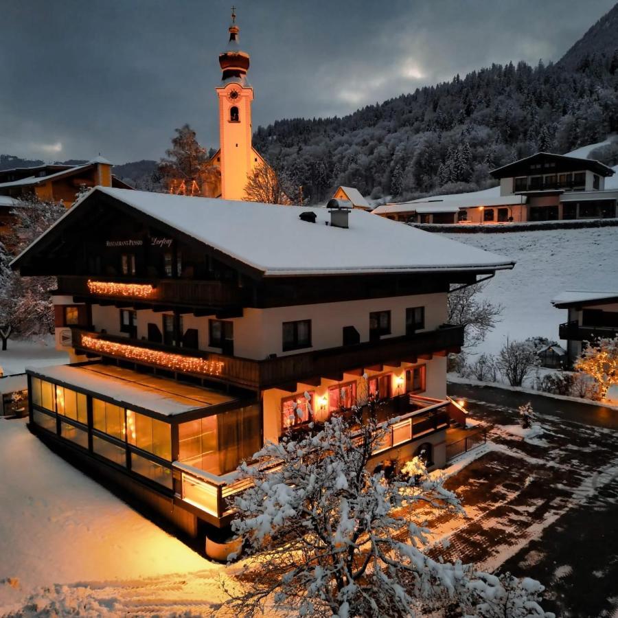 Dorfcafe Unken Hotelpension Swirtshaus Im Dorf エクステリア 写真
