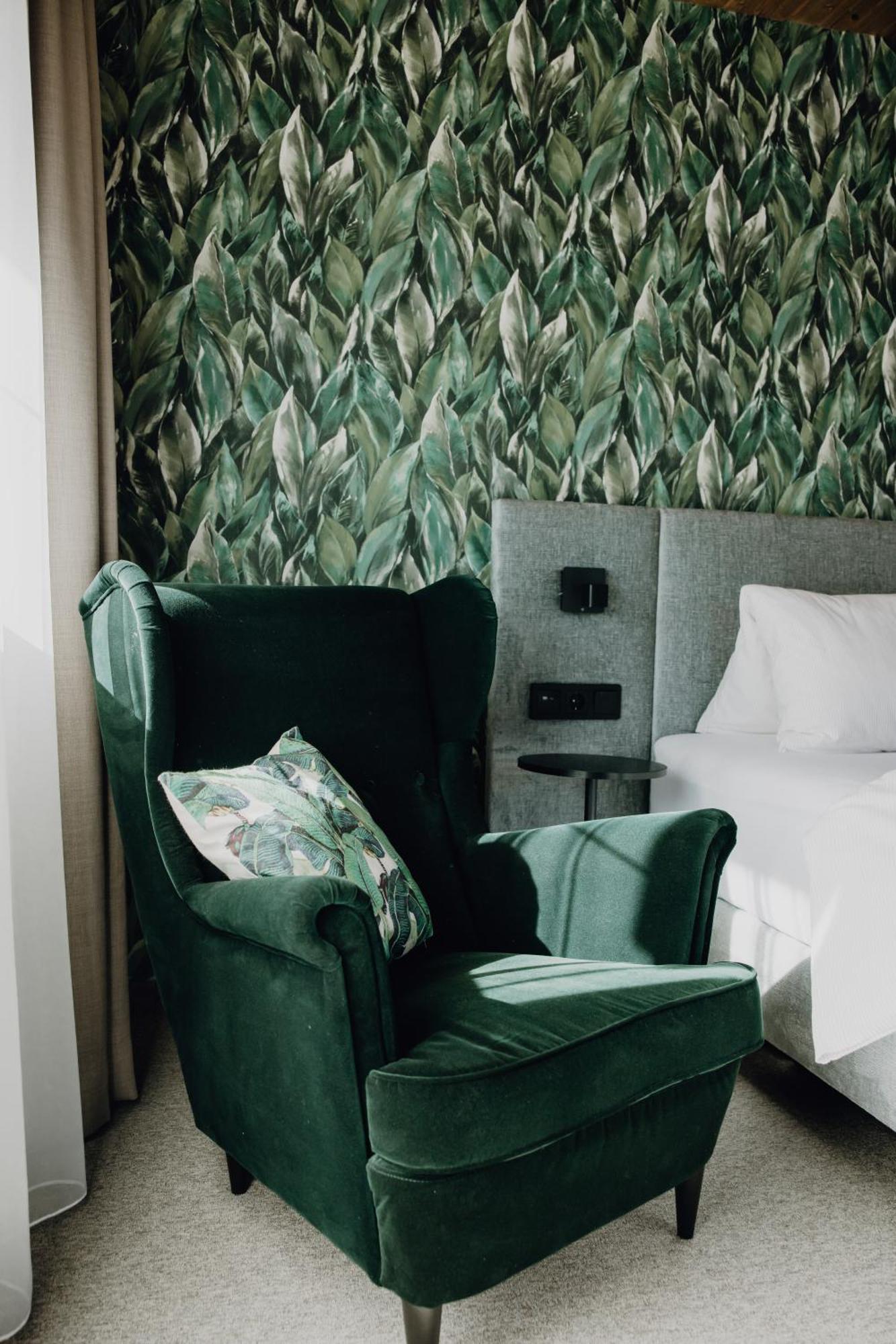 Dorfcafe Unken Hotelpension Swirtshaus Im Dorf エクステリア 写真